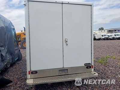 Zdjęcie 6 z 13 samochodu: 2018 GMC SAVANA BOX TRUCK VIN:7GZ67UCG8JN000339 - miniatura