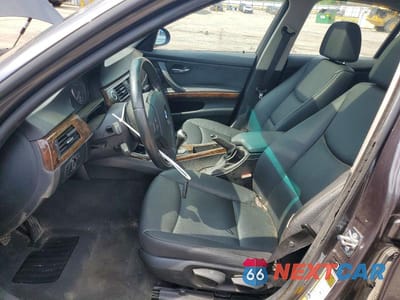 Zdjęcie 7 z 12 samochodu: 2006 BMW 325 I VIN:WBAVB13556KR59370 - miniatura