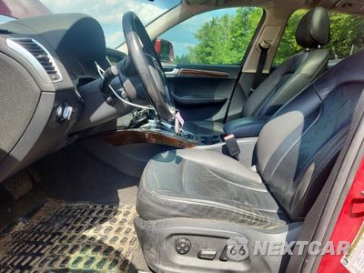 Zdjęcie 7 z 13 samochodu: 2010 AUDI Q5 PREMIUM PLUS VIN:WA1LKAFP0AA080813 - miniatura