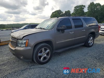 2012 CHEVROLET SUBURBAN C1500 LTZ 1GNSCKE0XCR285690 - główne zdjęcie licytacji z USA - miniatura