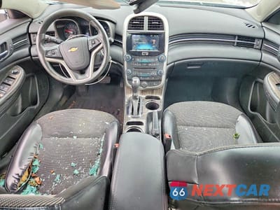 Zdjęcie 8 z 12 samochodu: 2014 CHEVROLET MALIBU 1LT VIN:1G11C5SL6EF155147 - miniatura