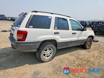 Trzecie zdjęcie samochodu z tyłu: 2003 JEEP GRAND CHEROKEE LAREDO VIN:1J4GW48S23C617407 - miniatura