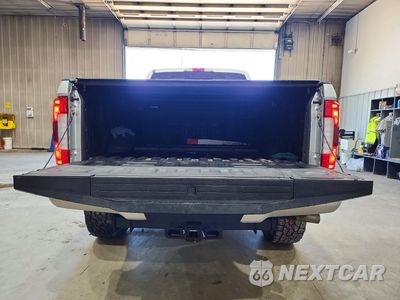 Zdjęcie 6 z 12 samochodu: 2017 FORD F350 SUPER DUTY VIN:1FT8W3BT8HEC50305 - miniatura