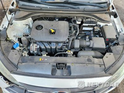 Zdjęcie 11 z 12 samochodu: 2020 HYUNDAI ELANTRA SE VIN:5NPD74LF1LH549198 - miniatura