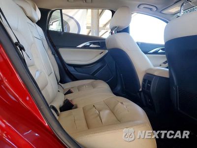 Zdjęcie 10 z 12 samochodu: 2017 INFINITI QX30 PREMIUM VIN:SJKCH5CP8HA025159 - miniatura