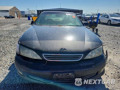 Piąte zdjęcie samochodu w środku: 2001 LEXUS ES 300 VIN:JT8BF28G610323215 - miniatura