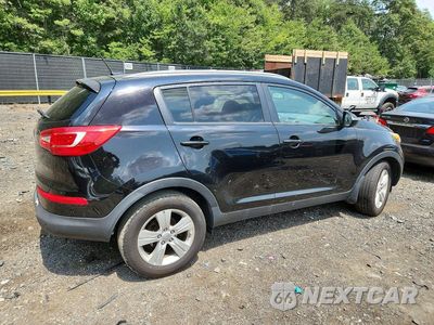 Trzecie zdjęcie samochodu z tyłu: 2013 KIA SPORTAGE LX VIN:KNDPB3A24D7410274 - miniatura