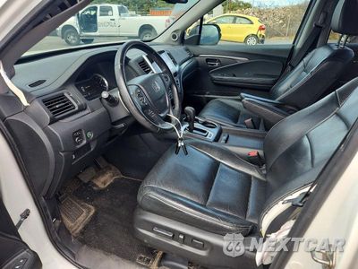 Zdjęcie 7 z 13 samochodu: 2018 HONDA PILOT EXL VIN:5FNYF5H53JB022740 - miniatura