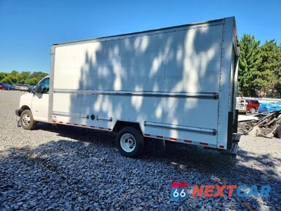 Drugie zdjęcie samochodu z przodu: 2022 GMC SAVANA BOX TRUCK VIN:7GZ37TC71NN010472 - miniatura