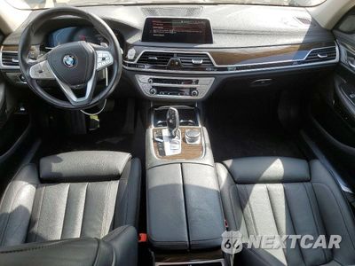 Zdjęcie 8 z 12 samochodu: 2020 BMW 740 XI VIN:WBA7T4C05LGG62676 - miniatura
