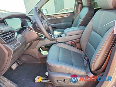 Zdjęcie 7 z 14 samochodu: 2024 GMC ACADIA AT4 VIN:1GKENPKS5RJ234578 - miniatura
