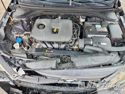 Zdjęcie 11 z 12 samochodu: 2019 HYUNDAI ELANTRA SE VIN:KMHD74LF6KU871724 - miniatura