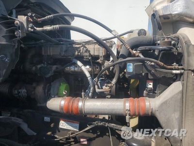 Zdjęcie 10 z 12 samochodu: 2022 FREIGHTLINER CASCADIA 126 SEMI TRUCK VIN:3AKJHHDR0NSNP2984 - miniatura