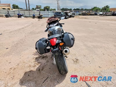 Czwarte zdjęcie samochodu z boku: 2006 BMW K1200 S VIN:WB10591A06ZM28357 - miniatura