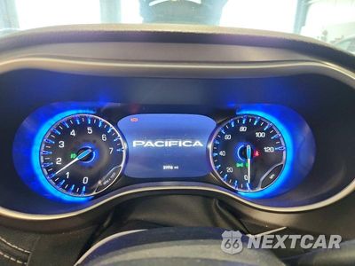 Zdjęcie 9 z 13 samochodu: 2024 CHRYSLER PACIFICA TOURING L VIN:2C4RC1BG3RR168622 - miniatura