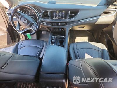 Zdjęcie 8 z 14 samochodu: 2022 BUICK ENCLAVE ESSENCE VIN:5GAEVAKW2NJ107200 - miniatura
