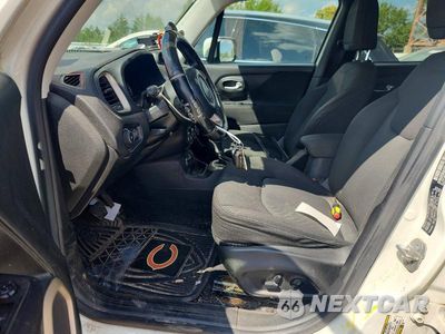 Zdjęcie 7 z 13 samochodu: 2017 JEEP RENEGADE LATITUDE VIN:ZACCJBBB9HPG34210 - miniatura