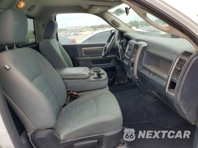 Zdjęcie 10 z 12 samochodu: 2014 RAM 1500 ST VIN:3C6JR6DT5EG190650 - miniatura