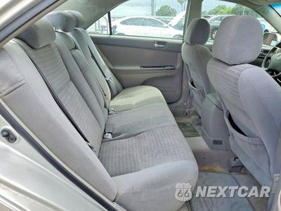 Zdjęcie 10 z 12 samochodu: 2006 TOYOTA CAMRY LE VIN:4T1BE30K06U116387 - miniatura
