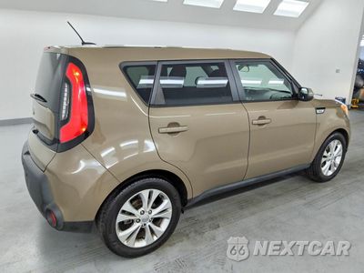 Trzecie zdjęcie samochodu z tyłu: 2015 KIA SOUL + VIN:KNDJP3A51F7118103 - miniatura