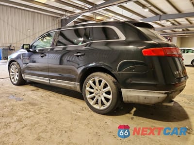 Drugie zdjęcie samochodu z przodu: 2010 LINCOLN MKT VIN:2LMHJ5FR3ABJ03402 - miniatura