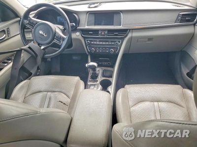 Zdjęcie 8 z 12 samochodu: 2017 KIA OPTIMA EX VIN:5XXGU4L38HG178507 - miniatura