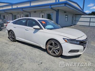 Czwarte zdjęcie samochodu z boku: 2020 HONDA ACCORD SPORT VIN:1HGCV1F38LA000561 - miniatura