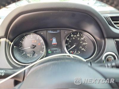 Zdjęcie 9 z 13 samochodu: 2017 NISSAN ROGUE SV VIN:JN8AT2MT0HW154667 - miniatura