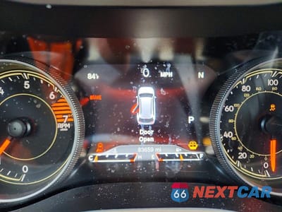 Zdjęcie 9 z 13 samochodu: 2018 JEEP CHEROKEE LIMITED VIN:1C4PJMDBXJD579510 - miniatura