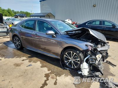 Czwarte zdjęcie samochodu z boku: 2019 TOYOTA CAMRY SE VIN:4T1B11HK2KU777286 - miniatura