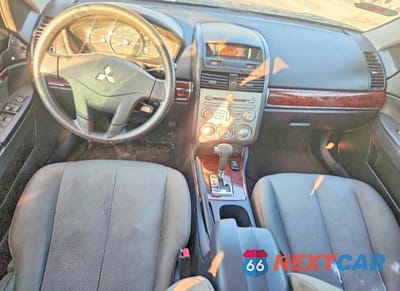 Zdjęcie 8 z 12 samochodu: 2010 MITSUBISHI GALANT ES VIN:4A32B3FFXAE011637 - miniatura