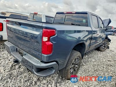 Trzecie zdjęcie samochodu z tyłu: 2021 CHEVROLET SILVERADO K1500 RST VIN:3GCUYEEL4MG143559 - miniatura