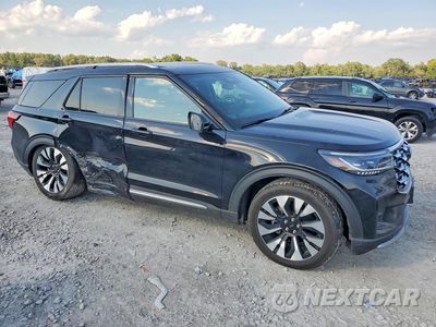 Czwarte zdjęcie samochodu z boku: 2025 FORD EXPLORER PLATINUM VIN:1FMUK8HH2SGB42456 - miniatura