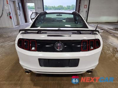 Zdjęcie 6 z 12 samochodu: 2014 FORD MUSTANG VIN:1ZVBP8AM8E5310893 - miniatura