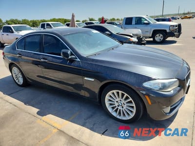 Czwarte zdjęcie samochodu z boku: 2013 BMW 535 XI VIN:WBAFU7C55DDU72575 - miniatura