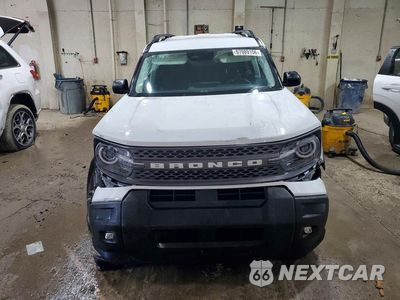 Piąte zdjęcie samochodu w środku: 2025 FORD BRONCO SPORT BIG BEND VIN:3FMCR9BN6SRF05829 - miniatura