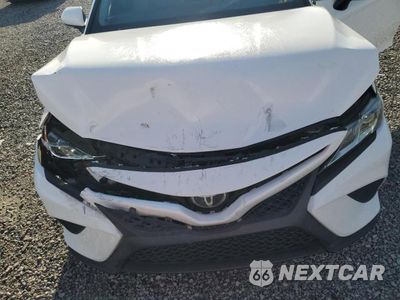 Zdjęcie 11 z 12 samochodu: 2018 TOYOTA CAMRY SE VIN:4T1B11HK0JU554047 - miniatura