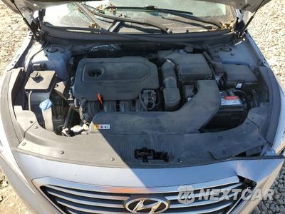 Zdjęcie 11 z 12 samochodu: 2015 HYUNDAI SONATA SE VIN:5NPE24AF3FH013928 - miniatura