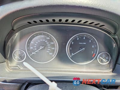 Zdjęcie 9 z 12 samochodu: 2011 BMW 550 XI VIN:WBAFU9C55BC278062 - miniatura