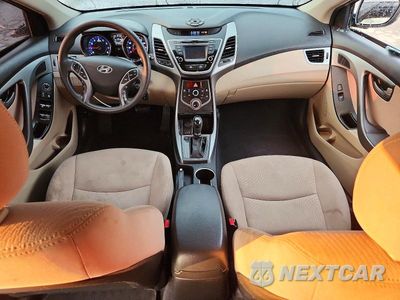 Zdjęcie 8 z 12 samochodu: 2015 HYUNDAI ELANTRA SE VIN:5NPDH4AE2FH583243 - miniatura