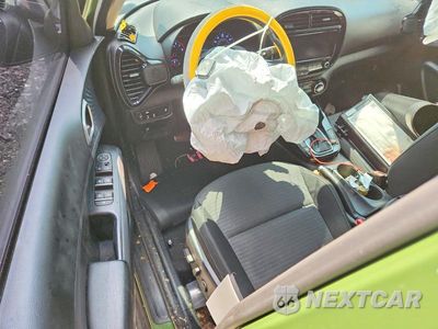 Zdjęcie 8 z 12 samochodu: 2021 KIA SOUL EX VIN:KNDJ33AU6M7125886 - miniatura