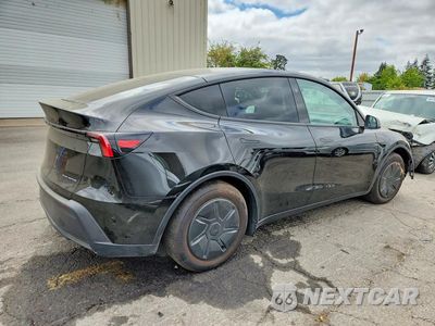 Trzecie zdjęcie samochodu z tyłu: 2026 TESLA MODEL Y VIN:7SAYGDEE0TA641844 - miniatura