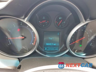 Zdjęcie 9 z 12 samochodu: 2011 CHEVROLET CRUZE LS VIN:1G1PC5SH1B7156217 - miniatura