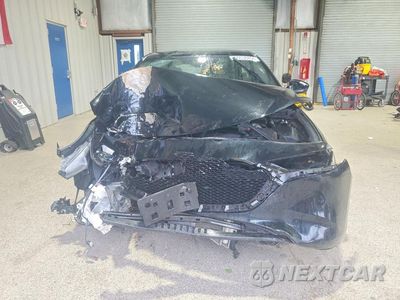 Piąte zdjęcie samochodu w środku: 2019 MAZDA 3 VIN:JM1BPAJM4K1142926 - miniatura