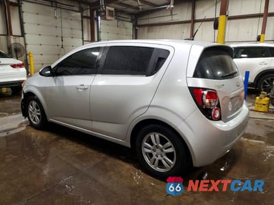 Drugie zdjęcie samochodu z przodu: 2014 CHEVROLET SONIC LT VIN:1G1JC6SH2E4143476 - miniatura