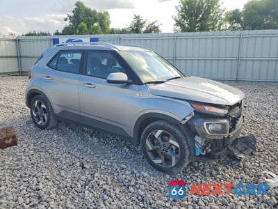 Czwarte zdjęcie samochodu z boku: 2025 HYUNDAI VENUE SEL VIN:KMHRC8A32SU386353 - miniatura