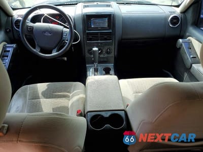 Zdjęcie 8 z 13 samochodu: 2008 FORD EXPLORER XLT VIN:1FMEU63E58UA97247 - miniatura