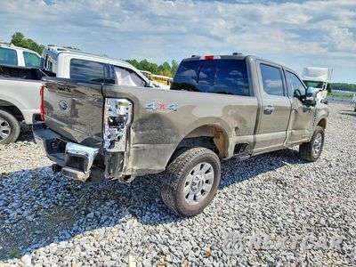 Trzecie zdjęcie samochodu z tyłu: 2026 FORD F250 SUPER DUTY VIN:1FT8W2BT7TEE28563 - miniatura