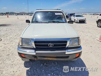 Piąte zdjęcie samochodu w środku: 1998 TOYOTA TACOMA V6 VIN:4TAWN72N8WZ001216 - miniatura