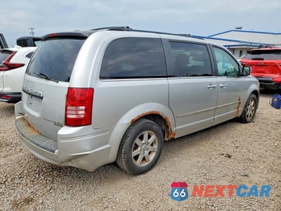 Trzecie zdjęcie samochodu z tyłu: 2010 CHRYSLER TOWN & COUNTRY TOURING VIN:2A4RR5D17AR103902 - miniatura